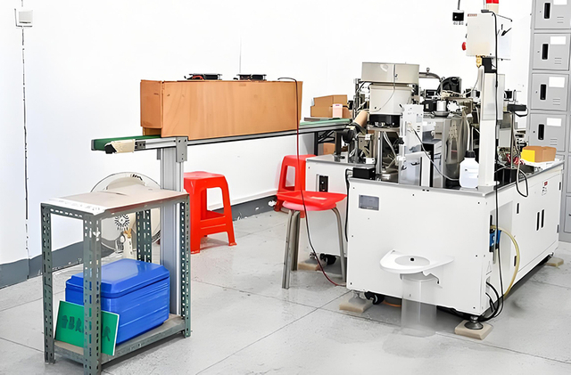 Máquina automática de unión de bobina de voz a diafragma